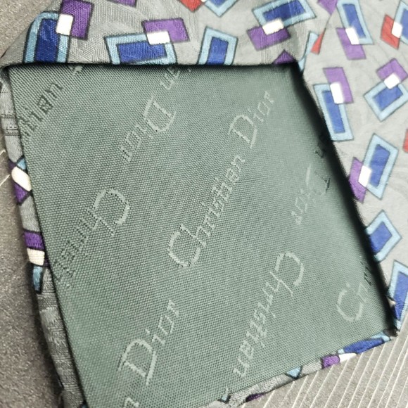 Christian Dior Monsieur Men's Gray Printed Silk Necktie - Gently Used - Picture 3 of 4